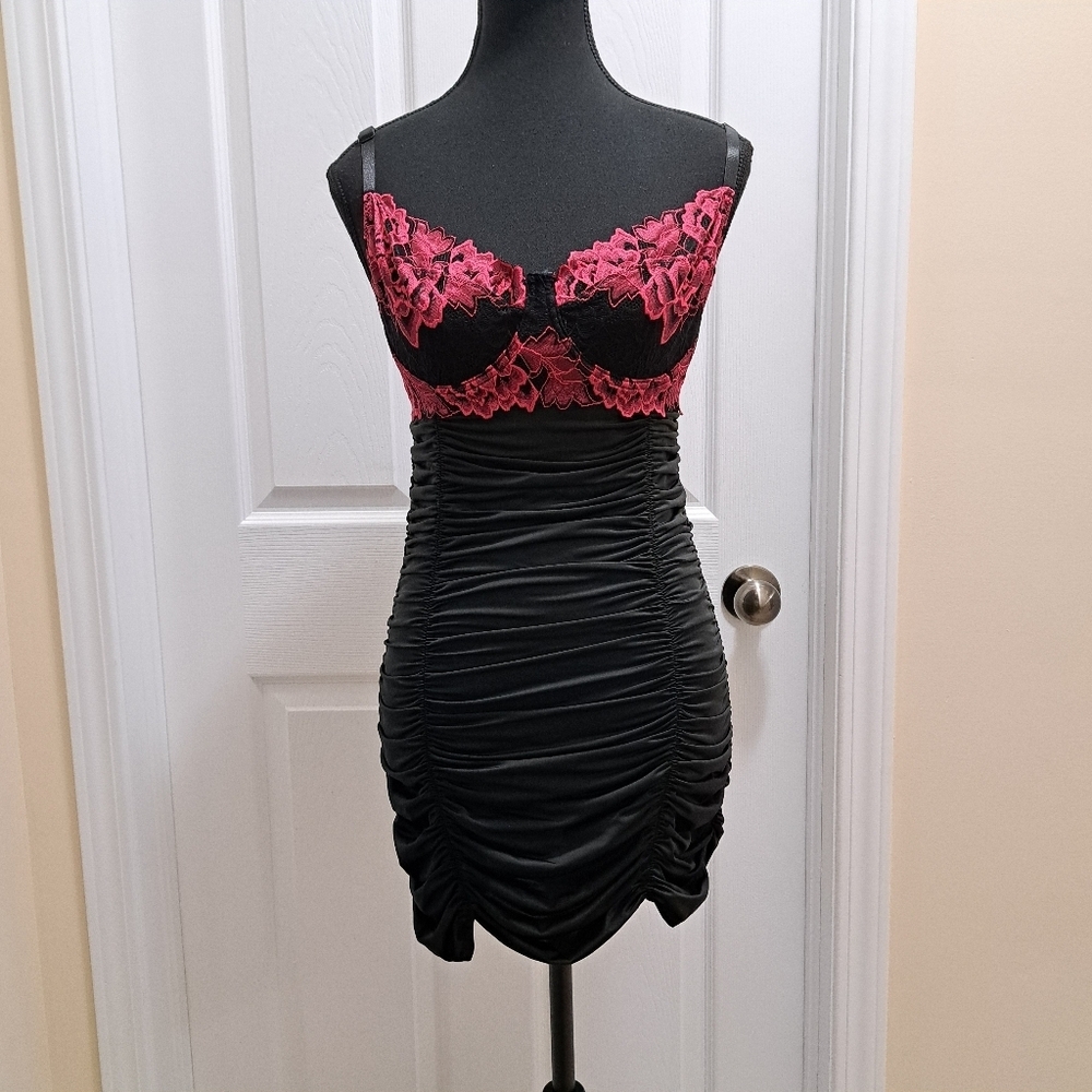 Coquette Lingerie Black Pink Chemise Rose Lace Detail Women's Size Medium